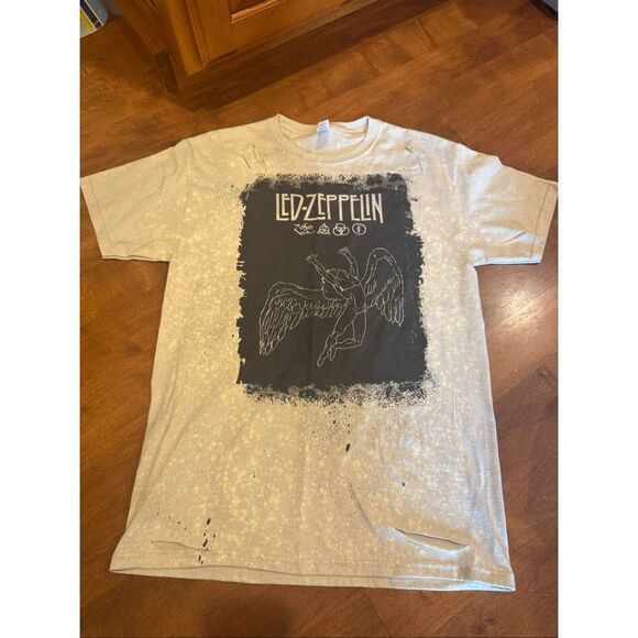 Woman’s Led Zepplin never worn distressed tshirt size medium unisex - Picture 1 of 4